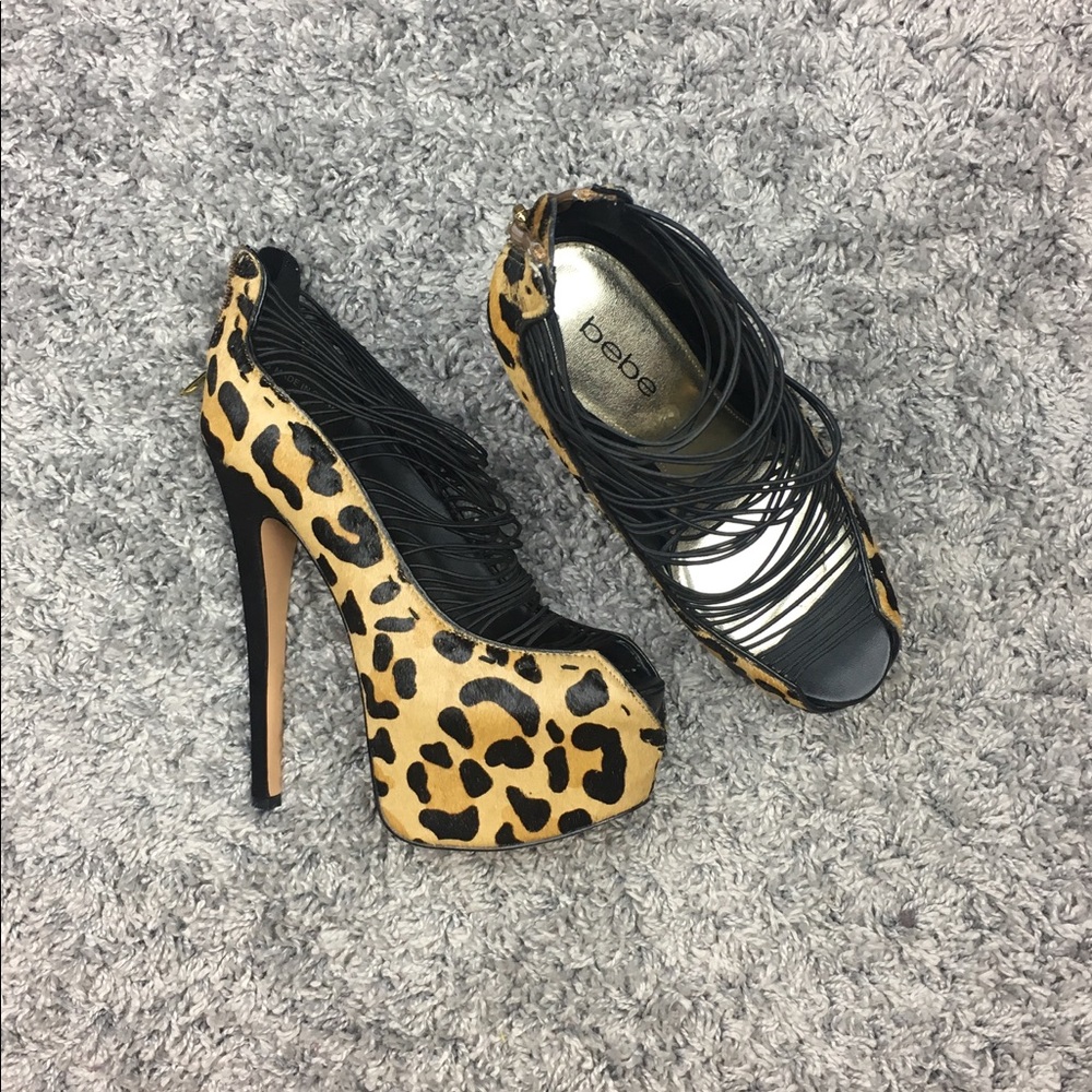 📦 Leopard Print Platform Stilettos